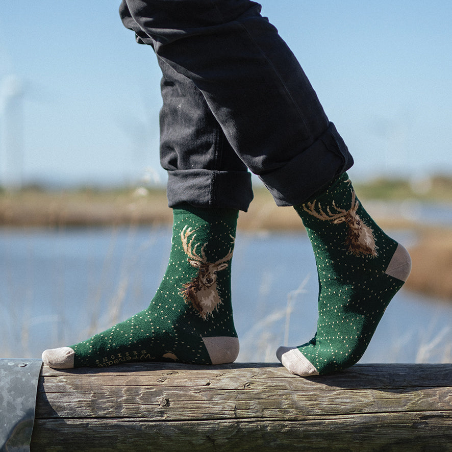 Wrendale Designs Männersocken Hirsch "Stag Mens Sock Portrait of a Stag" Gr. 40-46