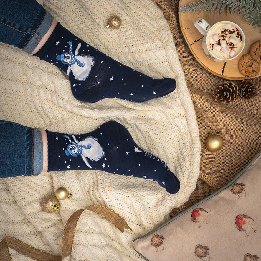 Wrendale Designs Frauensocken Pinguin "Winter Wonderland" Gr. 37-42